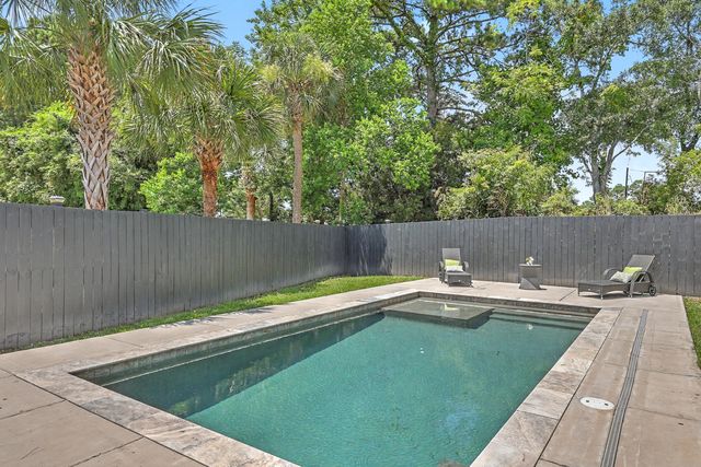 1413 Spanish Moss Court, Charleston, SC 29412