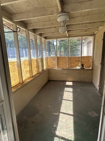 1505 Grove Drive, West Tawakoni, TX 75474