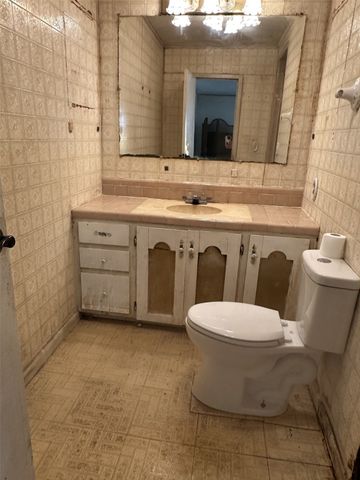 1505 Grove Drive, West Tawakoni, TX 75474