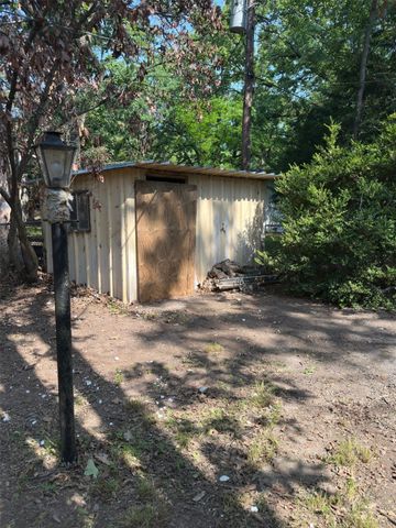 1505 Grove Drive, West Tawakoni, TX 75474
