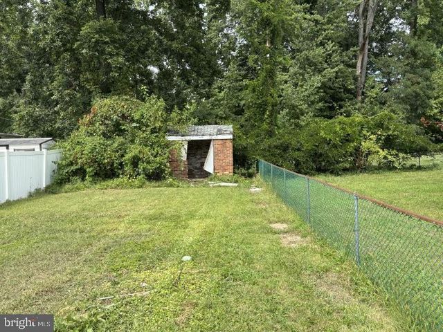 1804 MIDDLEBOROUGH RD, Baltimore, MD 21221