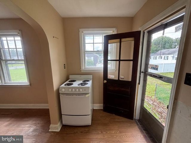 1804 MIDDLEBOROUGH RD, Baltimore, MD 21221