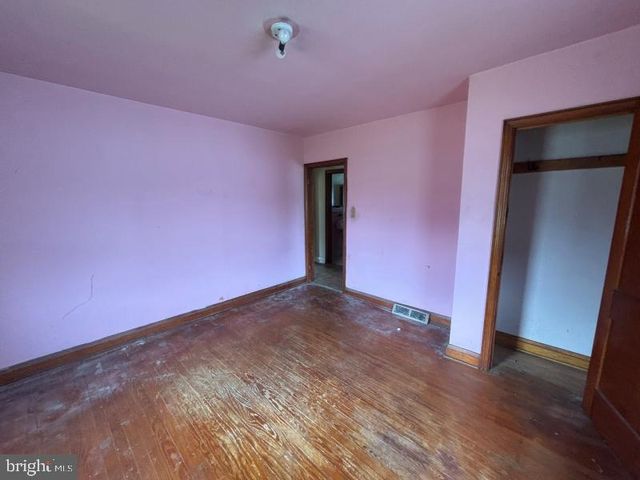 1804 MIDDLEBOROUGH RD, Baltimore, MD 21221
