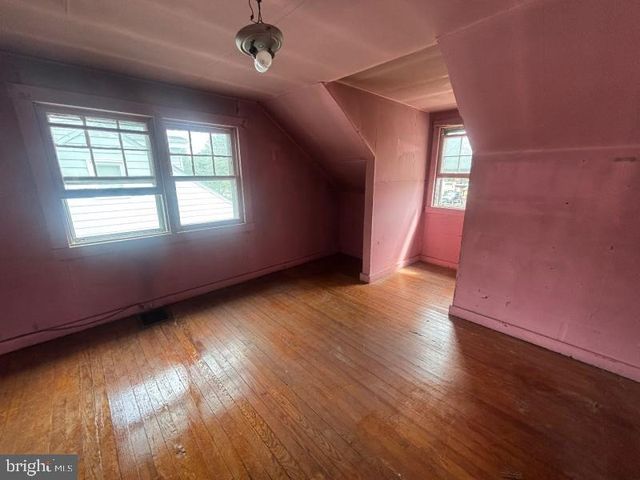 1804 MIDDLEBOROUGH RD, Baltimore, MD 21221