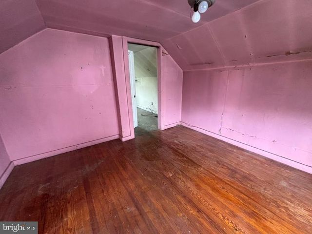 1804 MIDDLEBOROUGH RD, Baltimore, MD 21221