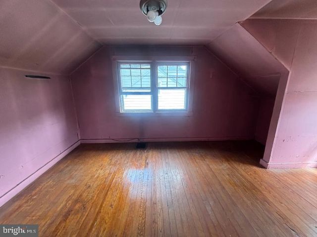1804 MIDDLEBOROUGH RD, Baltimore, MD 21221