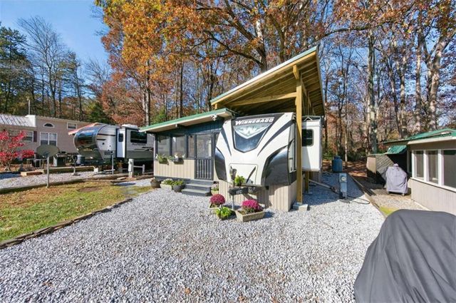 324 Leisure Acres Drive, Cleveland, GA 30528