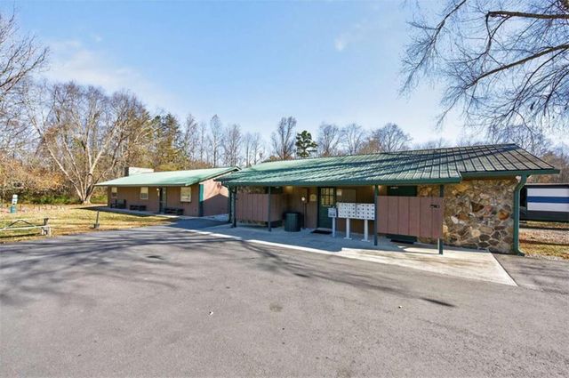 324 Leisure Acres Drive, Cleveland, GA 30528