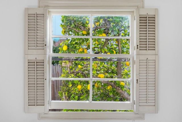 779 Garland Drive, Palo Alto, CA 94303