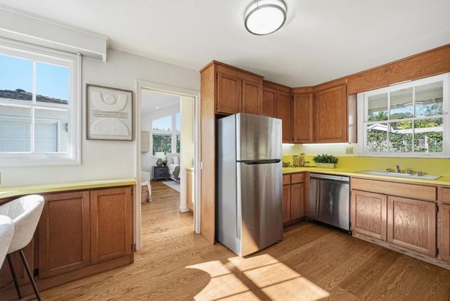 779 Garland Drive, Palo Alto, CA 94303