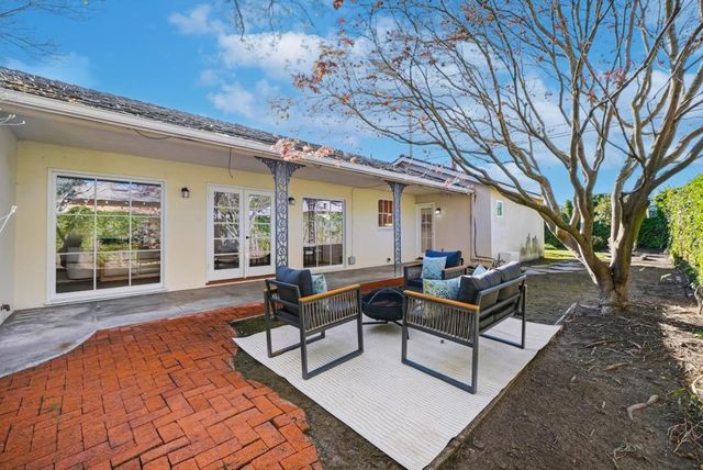 779 Garland Drive, Palo Alto, CA 94303