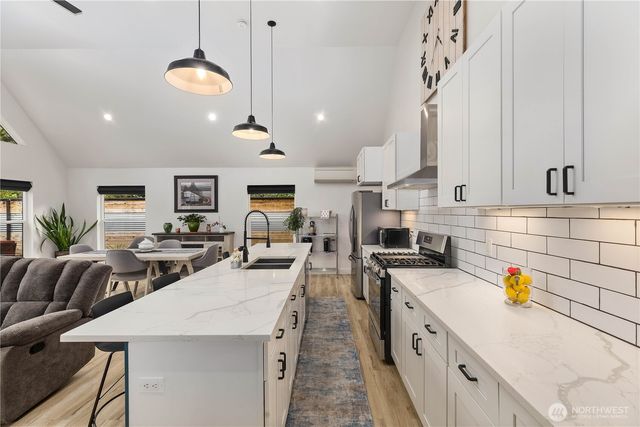 30917 M Place, Ocean Park, WA 98640