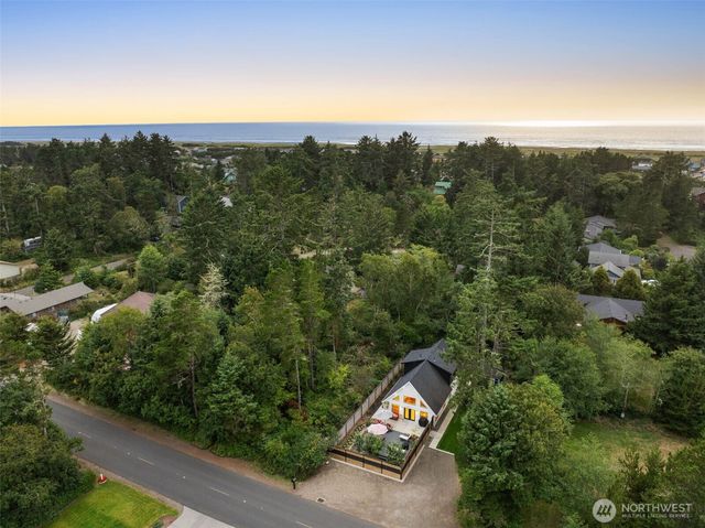 30917 M Place, Ocean Park, WA 98640
