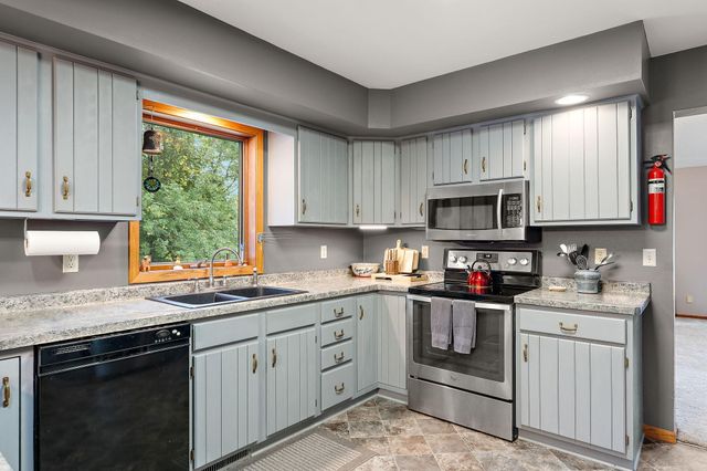 13145 4th Street N, Stillwater, MN 55082