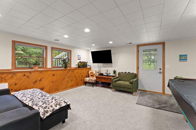 13145 4th Street N, Stillwater, MN 55082