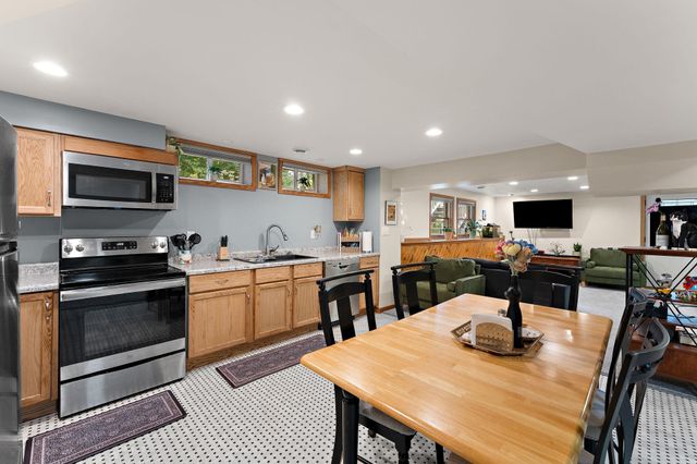 13145 4th Street N, Stillwater, MN 55082