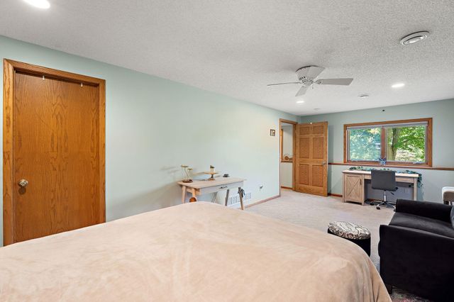 13145 4th Street N, Stillwater, MN 55082