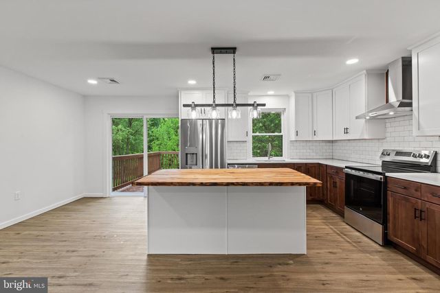 11 PRINCE EDWARDS DRIVE, Coatesville, PA 19320