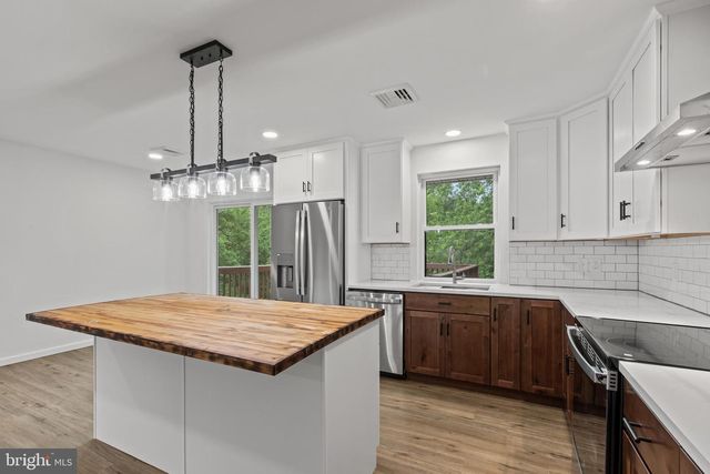 11 PRINCE EDWARDS DRIVE, Coatesville, PA 19320