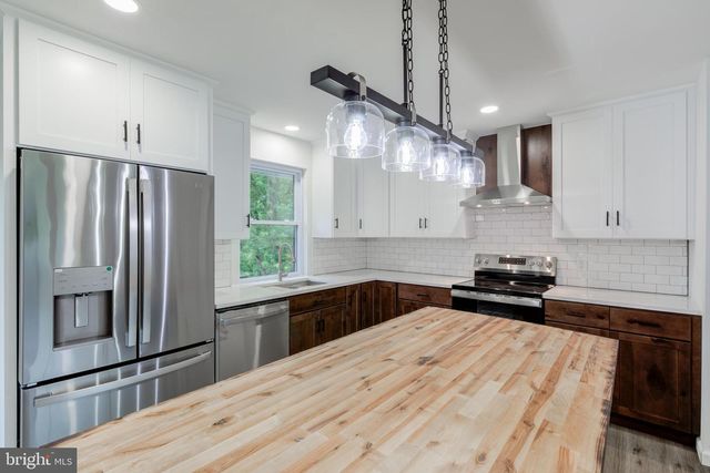 11 PRINCE EDWARDS DRIVE, Coatesville, PA 19320