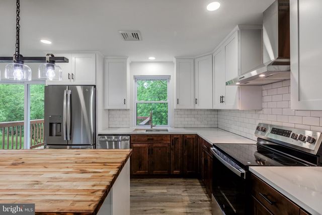 11 PRINCE EDWARDS DRIVE, Coatesville, PA 19320