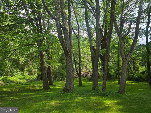 11 PRINCE EDWARDS DRIVE, Coatesville, PA 19320