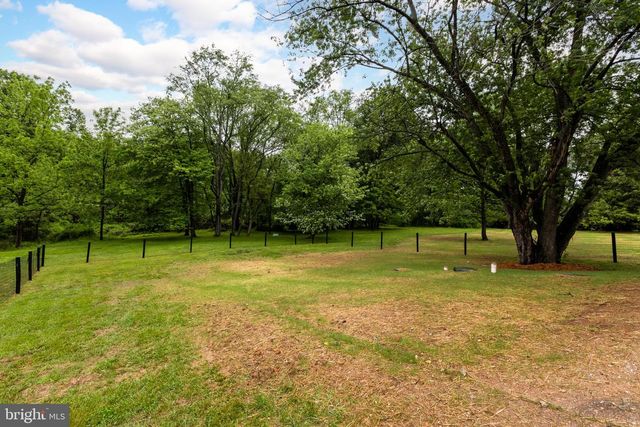 11 PRINCE EDWARDS DRIVE, Coatesville, PA 19320