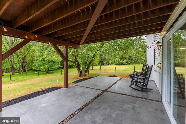 11 PRINCE EDWARDS DRIVE, Coatesville, PA 19320