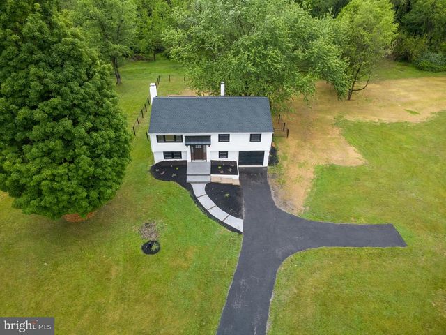 11 PRINCE EDWARDS DRIVE, Coatesville, PA 19320