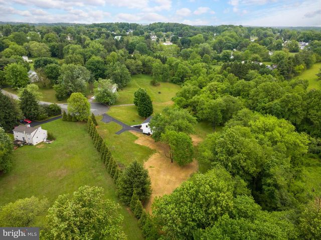 11 PRINCE EDWARDS DRIVE, Coatesville, PA 19320