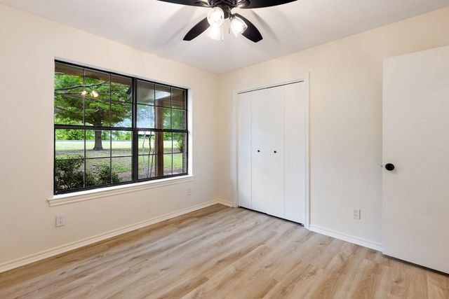 3711 Fm 513 S, Lone Oak, TX 75453