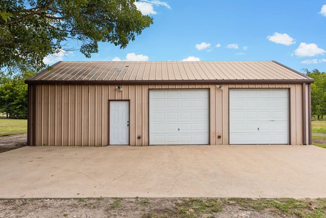 3711 Fm 513 S, Lone Oak, TX 75453