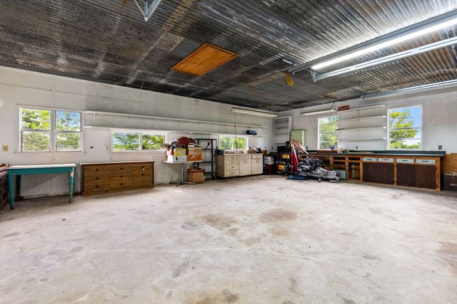 3711 Fm 513 S, Lone Oak, TX 75453