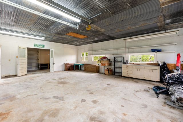 3711 Fm 513 S, Lone Oak, TX 75453