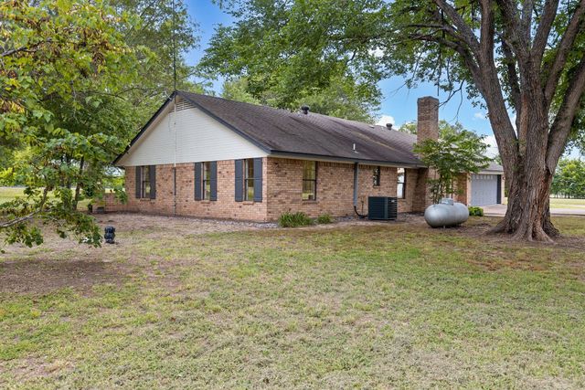 3711 Fm 513 S, Lone Oak, TX 75453