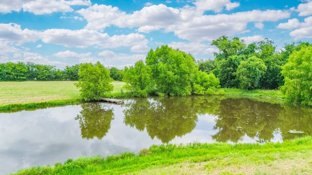 3711 Fm 513 S, Lone Oak, TX 75453