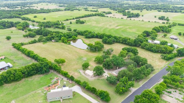 3711 Fm 513 S, Lone Oak, TX 75453