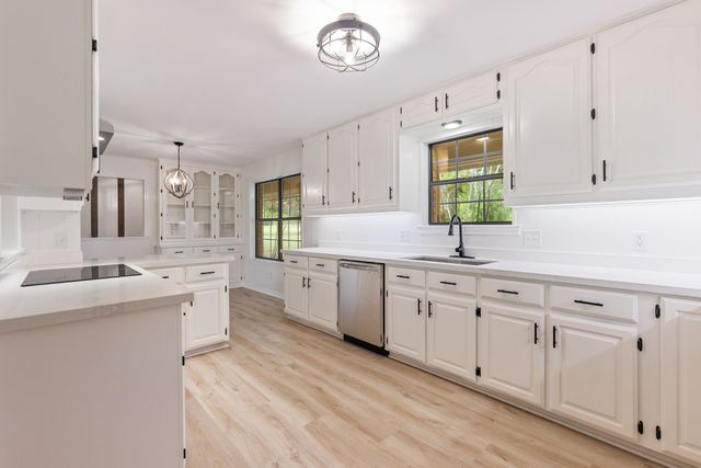 3711 Fm 513 S, Lone Oak, TX 75453