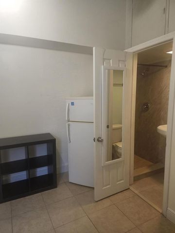 2430 SW 82ND Terrace, Miramar, FL 33025