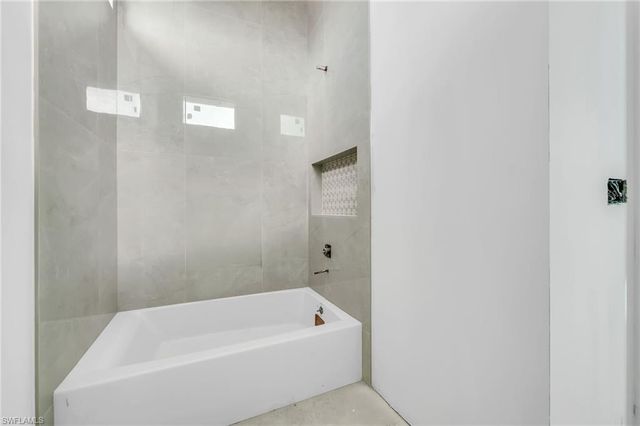 2649 Riverview DR, Naples, FL 34112