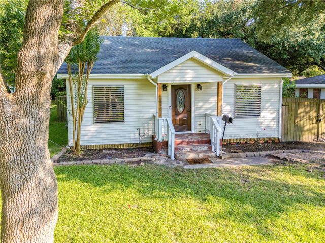 1315 Scott Street, La Marque, TX 77568