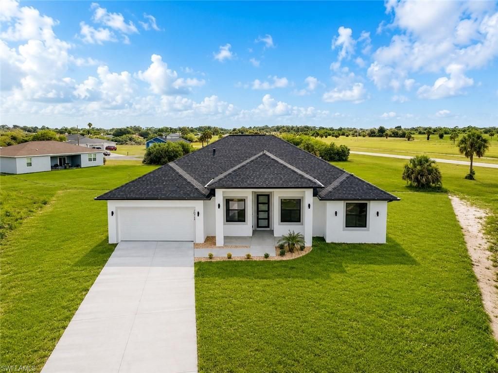 7013 ALPINE CT, LABELLE, FL 33935 — exterior