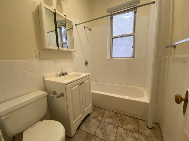 327 Huntington Ave 15, Boston, MA 02115