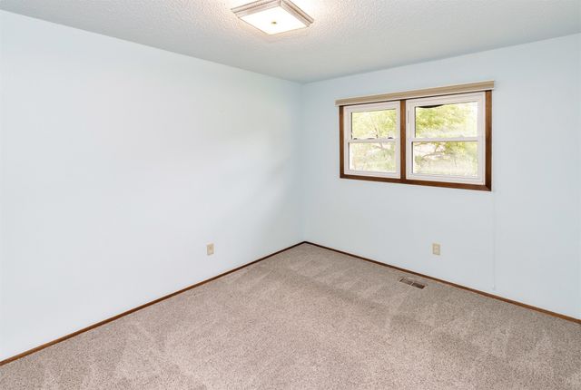 1913 NW 10th Street, Ankeny, IA 50023
