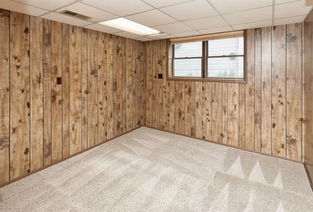 1913 NW 10th Street, Ankeny, IA 50023