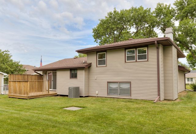 1913 NW 10th Street, Ankeny, IA 50023