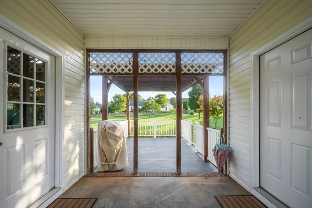 222 Abners Trail Road, Greer, SC 29651