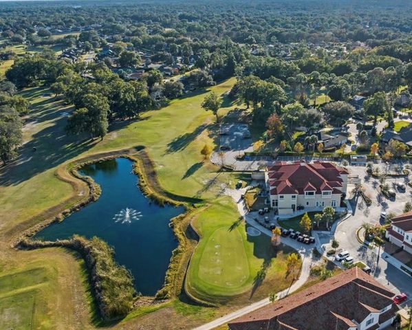 2435 SWEETWATER COUNTRY CLUB PLACE DRIVE, Apopka, FL 32712