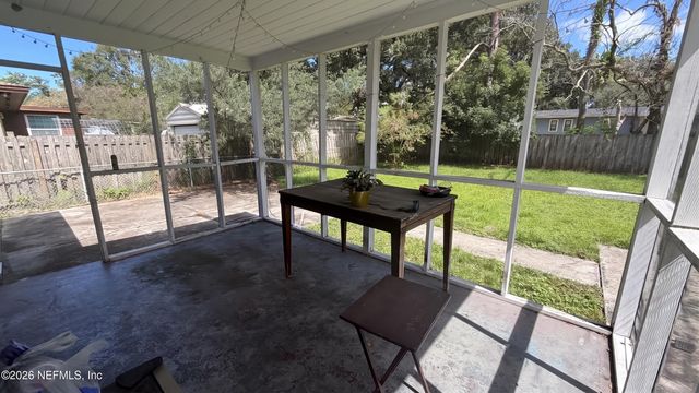2219 LOU Drive W, Jacksonville, FL 32216