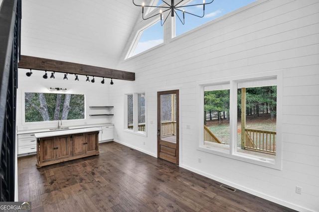 1772 River Road, Mineral Bluff, GA 30559